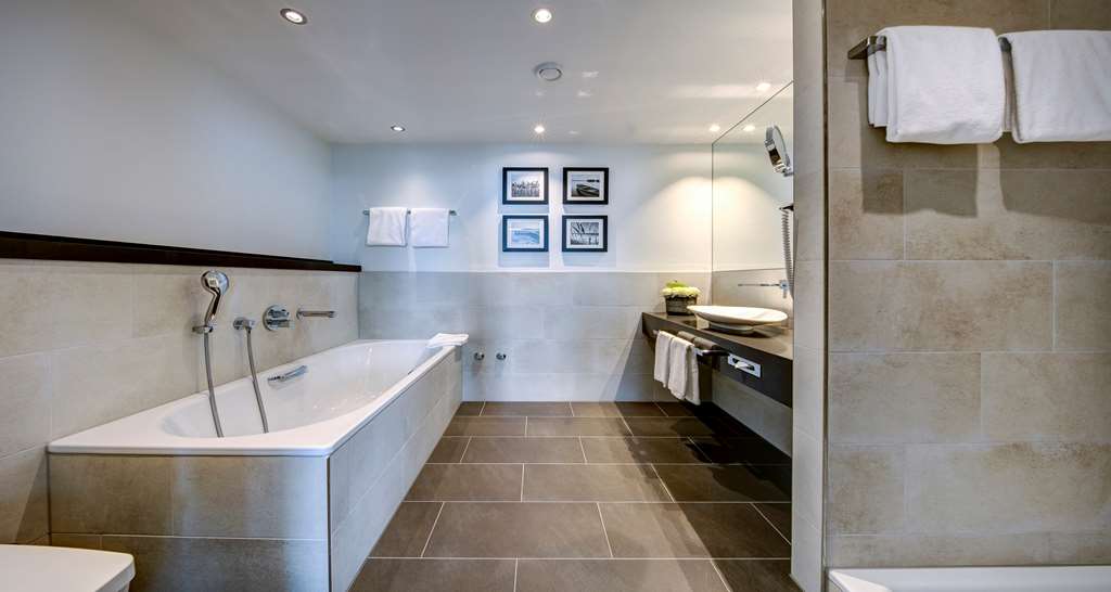 Hotel Beaulac, 2, Esplanade L�opold-Robert in Neuchatel