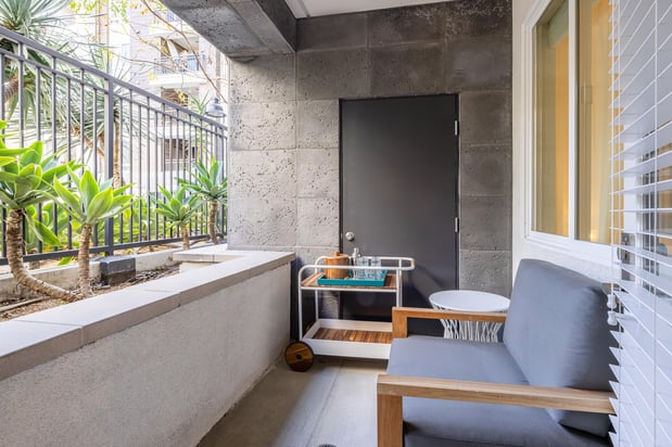 Images Elan Huntington Beach