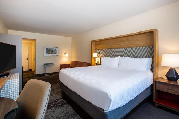 Images Holiday Inn Gulfport-Airport by IHG