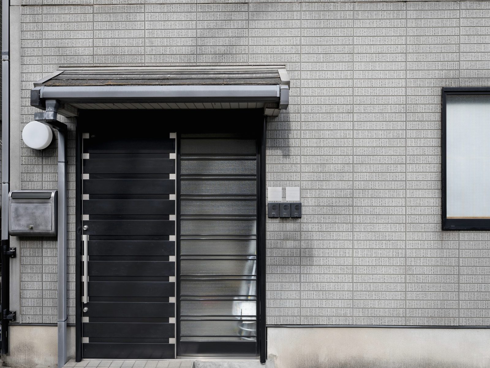 Tarzana Lock and Safe