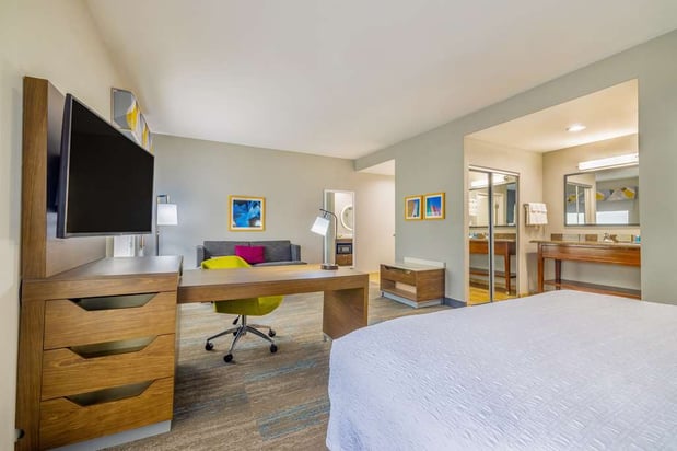 Images Hampton Inn & Suites Brenham