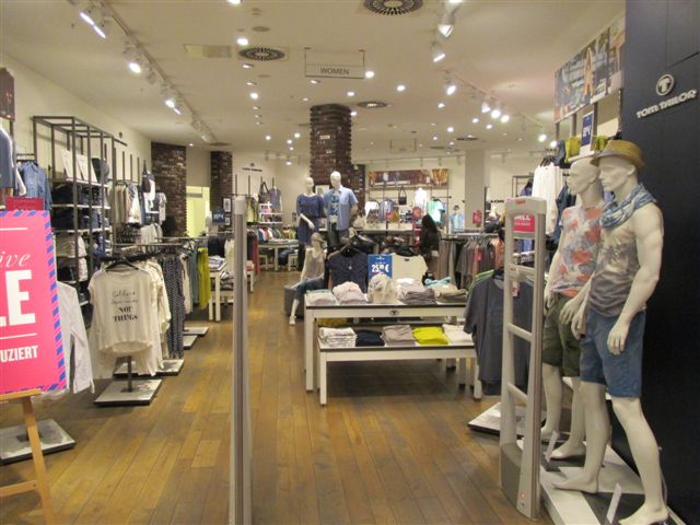 TOM TAILOR Store, Schloßstraße 34 in Berlin