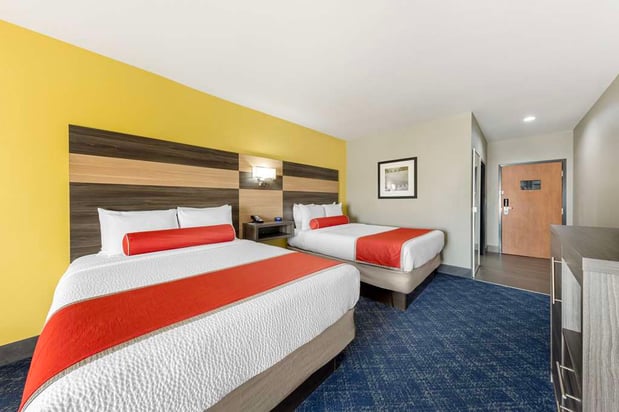 Images Best Western Plus Midwest City Inn & Suites
