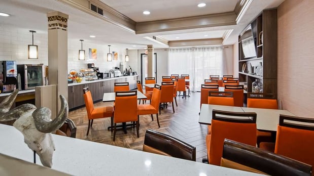 Images Best Western Plus Addison/Dallas Hotel