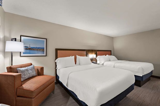 Images Hampton Inn & Suites by Hilton Petoskey