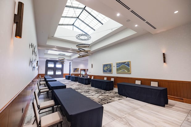 Images Crowne Plaza Lansing by IHG