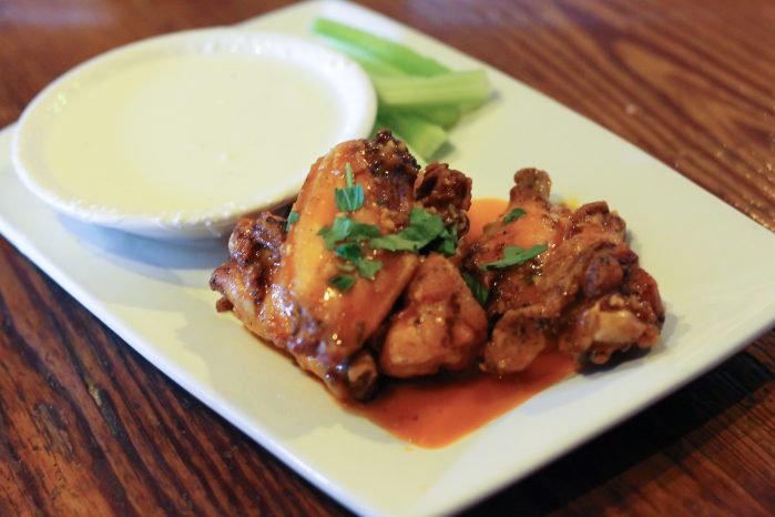Brewhouse Hot Wings Crescent City Brewhouse New Orleans (504)522-0571