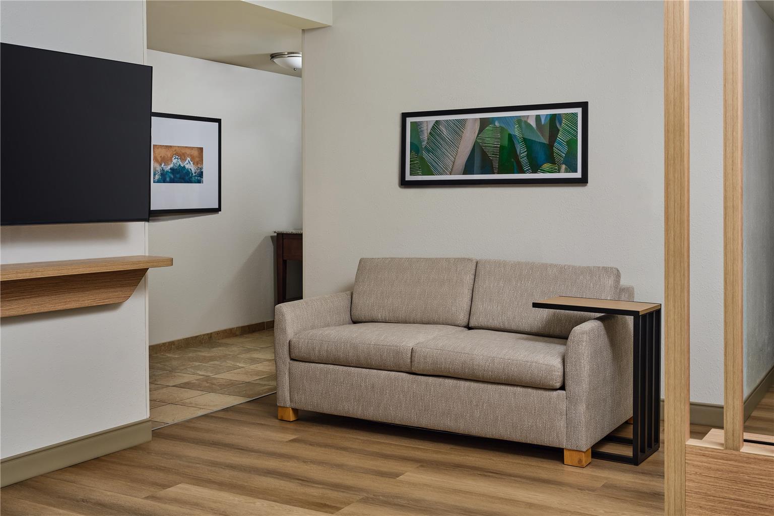 Guest room 