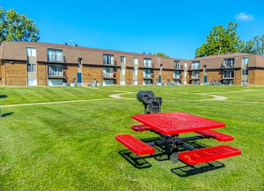 Images Knottingham Apartments
