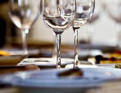 Why hand polish glasswear