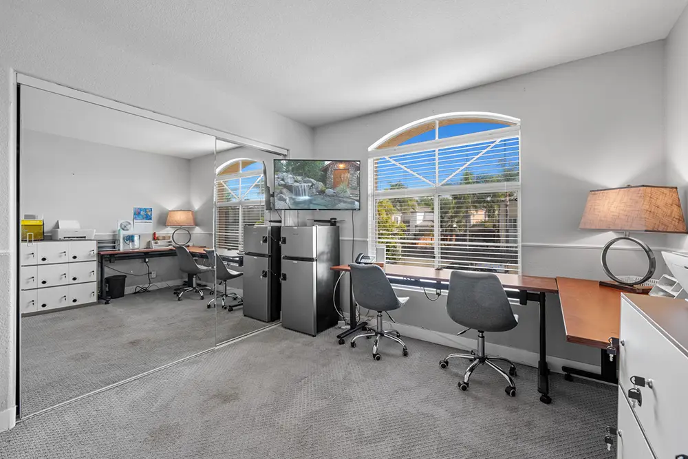 Therapy & Work Space – Residential Treatment Center