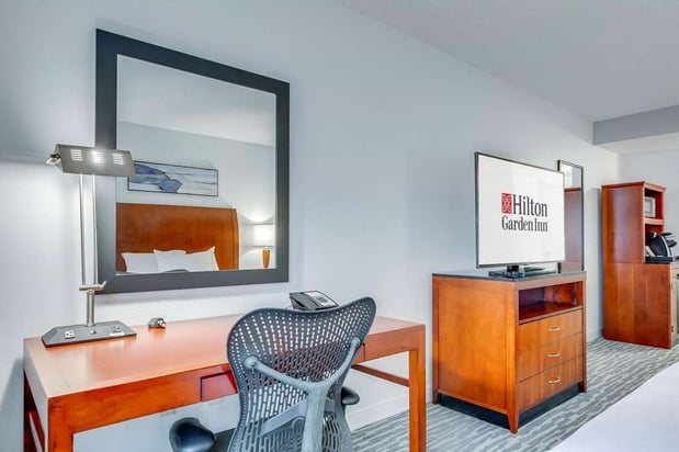 Images Hilton Garden Inn Louisville Northeast