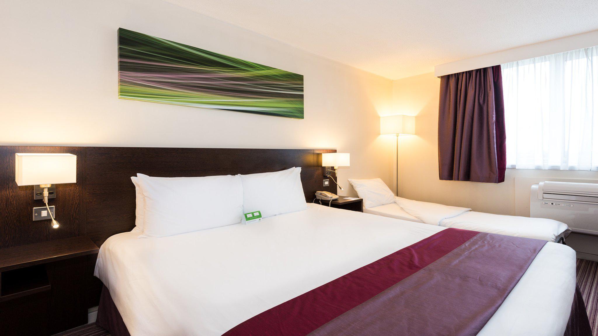 Holiday Inn Slough - Windsor, an IHG Hotel Slough 03333 209351