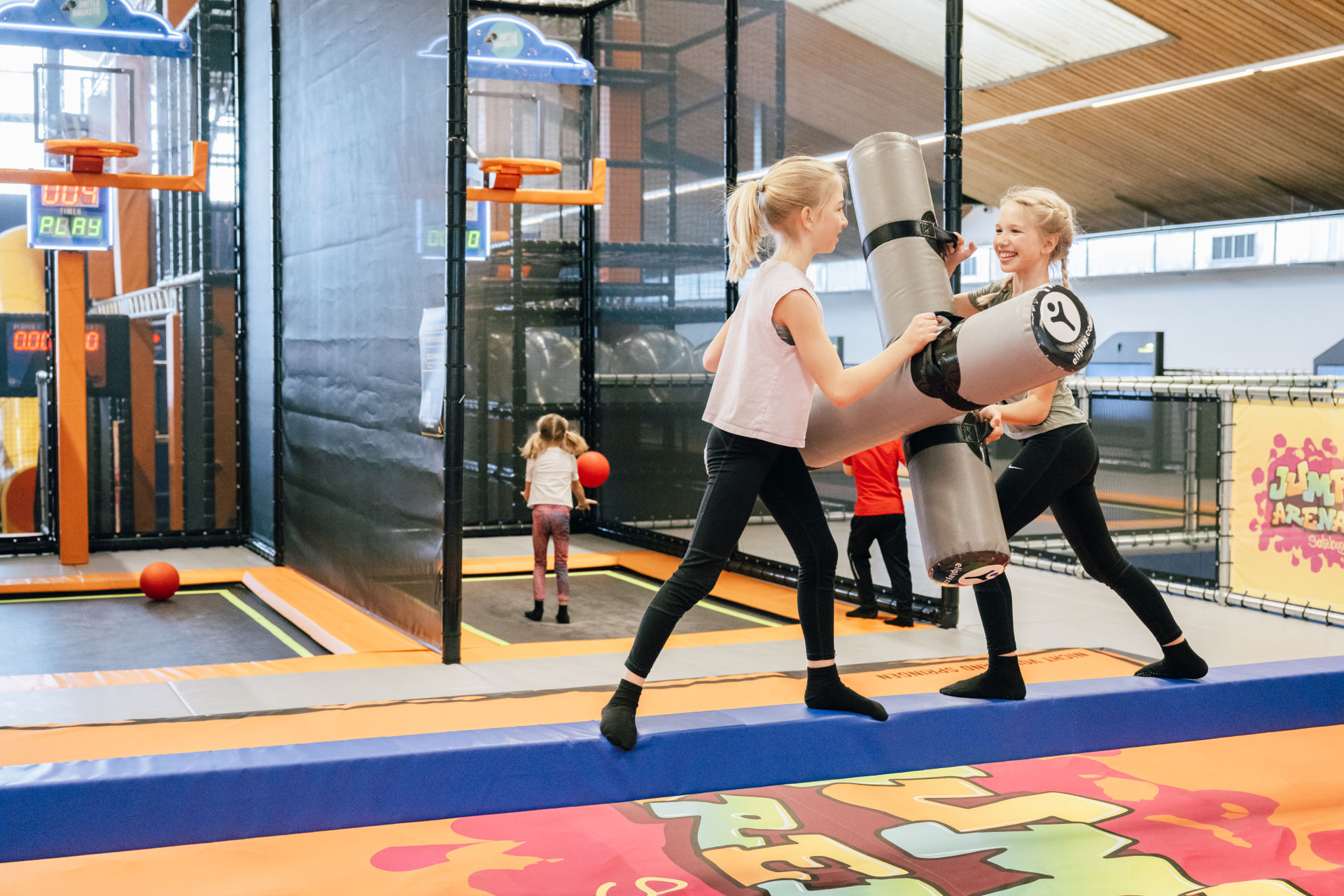 Bild 14 von JUMPARENA Salzburg | Hoppolino - HiT iT! - Interactive Jump