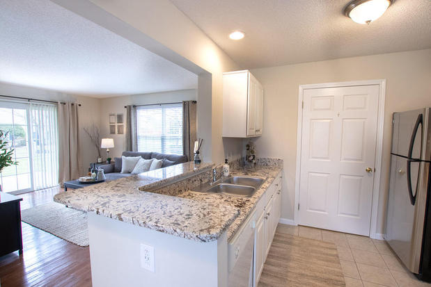 Images Autumn Creek Apartments