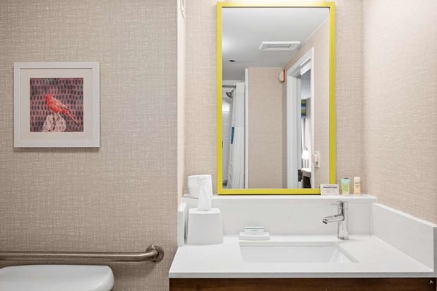 Images Hampton Inn Cleveland-Westlake