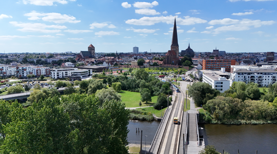 DBV Deutsche Beamtenversicherung Hoppe & Waskewitz oHG in Rostock, Bei der Petribleiche 2a in Rostock