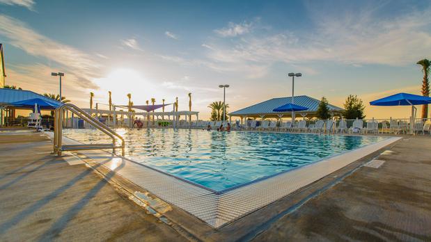 Images Holiday Inn Club Vacations Orlando Breeze Resort