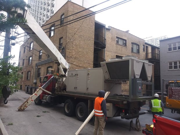 Images HWC Crane Service Inc.