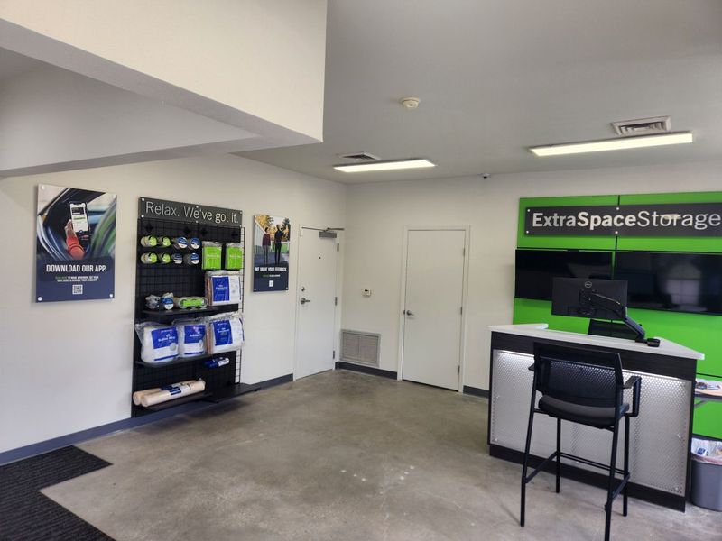 Extra Space Storage Image