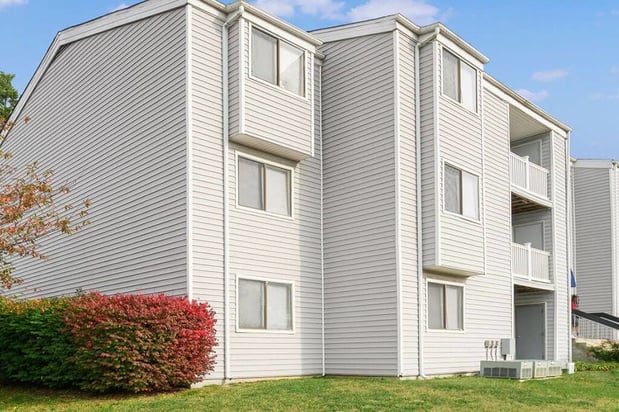 Images ReNew Odenton apartments