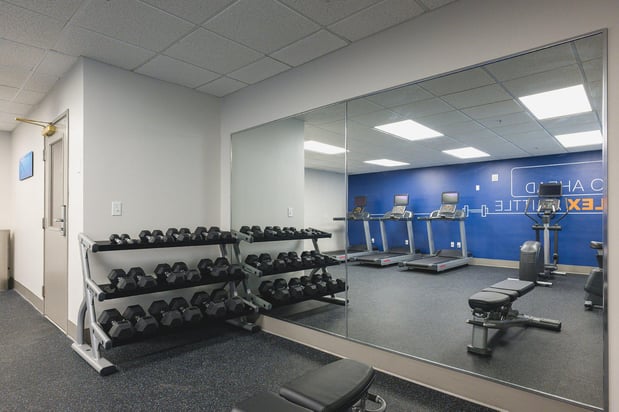 Images Holiday Inn Express & Suites Marquette by IHG