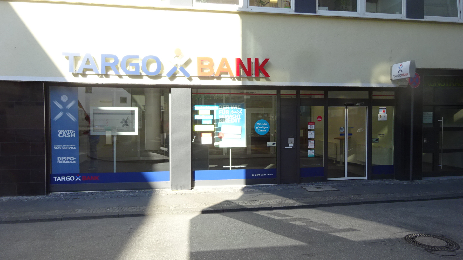 Bild 1 TARGOBANK in Wuppertal