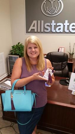 Images Amy Linville: Allstate Insurance