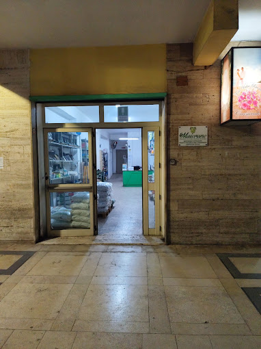 Images Maiorano S.a.s.  Agrofarmaci - Fertilizzanti -  Prodotti per l’Agricoltura