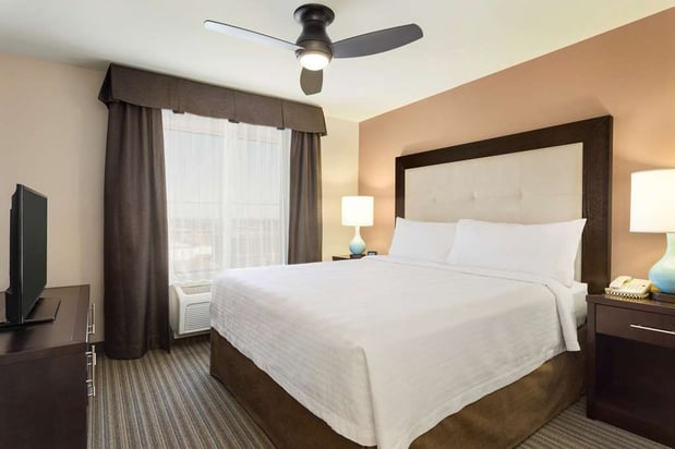 Images Homewood Suites by Hilton Fargo