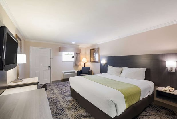 Images SureStay by Best Western Rockdale