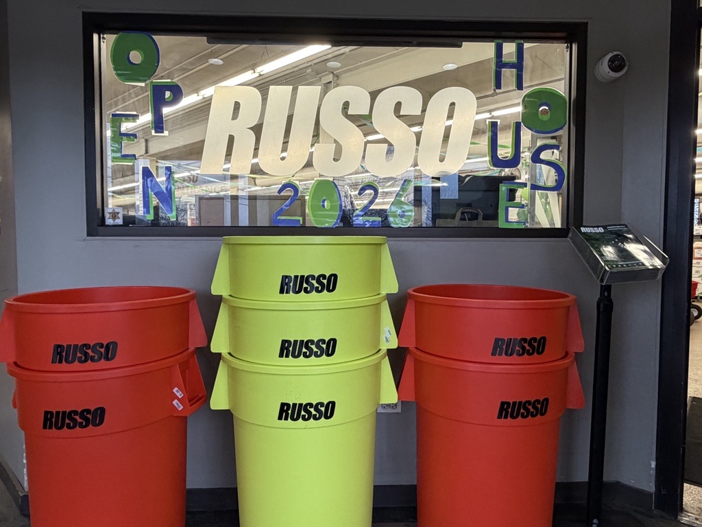 Russo Glow Cans