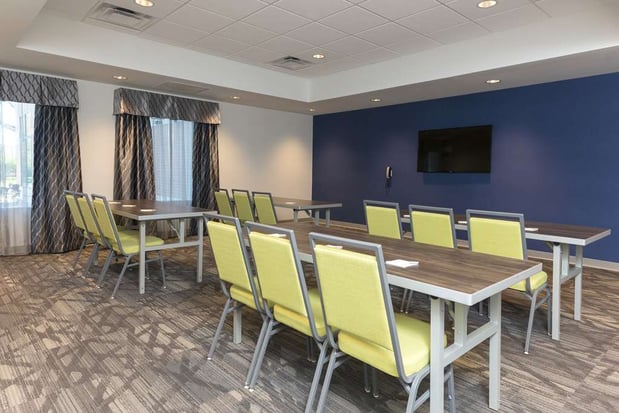 Images Hampton Inn & Suites Chicago Schaumburg
