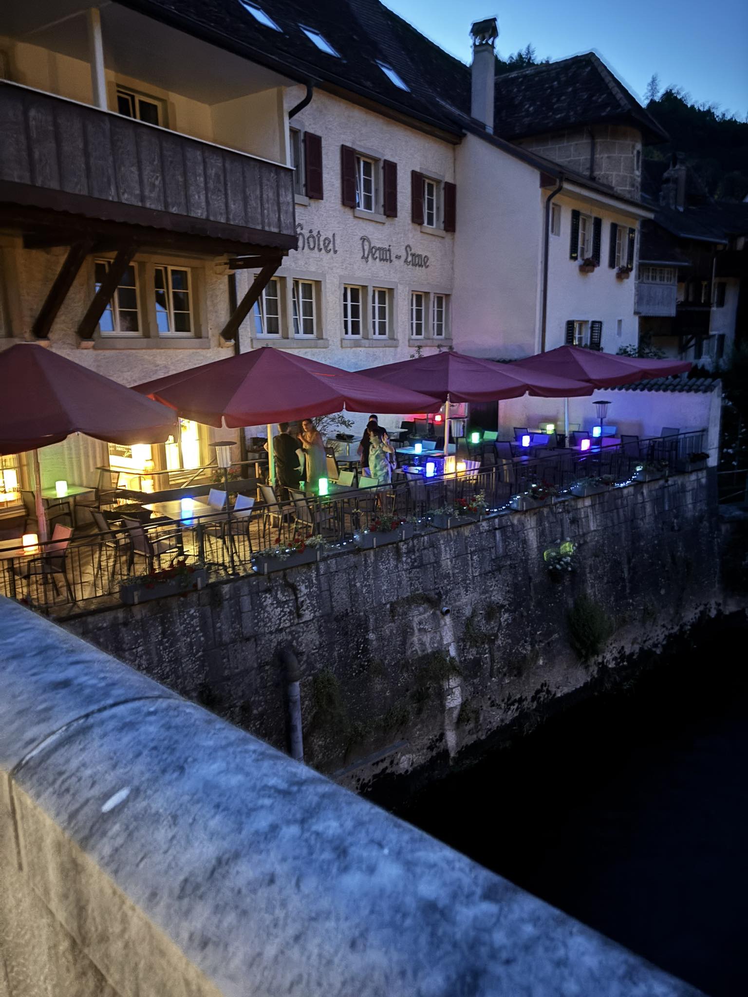 Bilder Hôtel-restaurant La Demi-Lune,