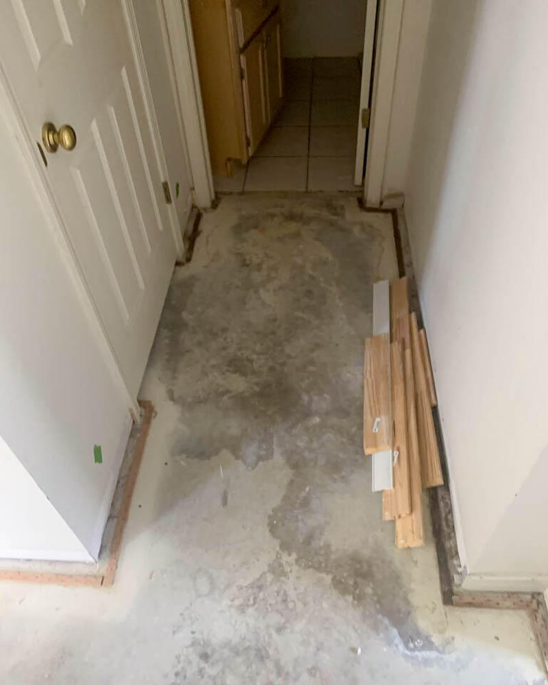 Our professionals deal with water damage restoration on a regular basis. The SERVPRO of Greater Broken Arrow crew is available 24 hours a day, 7 days a week, 365 days a year to respond to your emergency. Call us to schedule service for your home or business in Oneta, OK,.