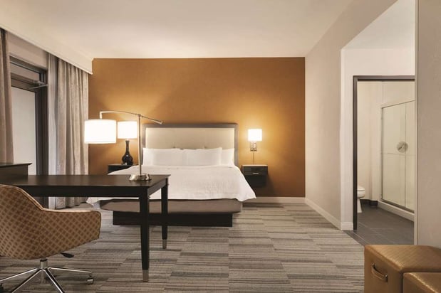 Images Hampton Inn & Suites Roanoke-Downtown