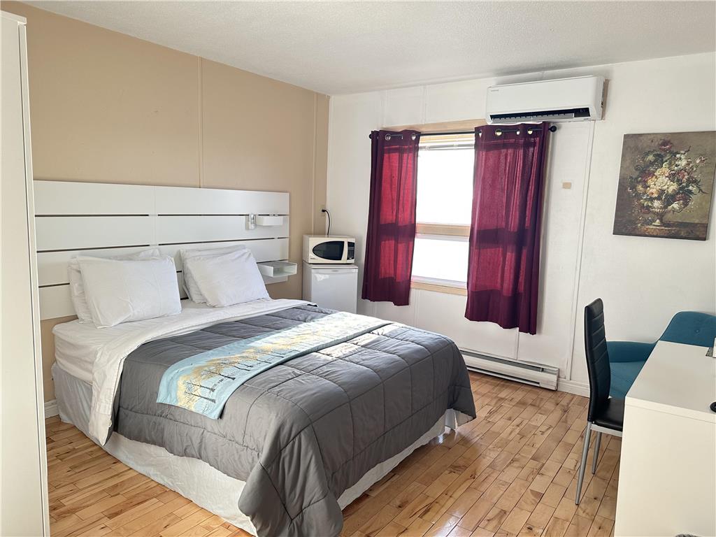 Images Harbourview Inn, SureStay Collection by Best Western