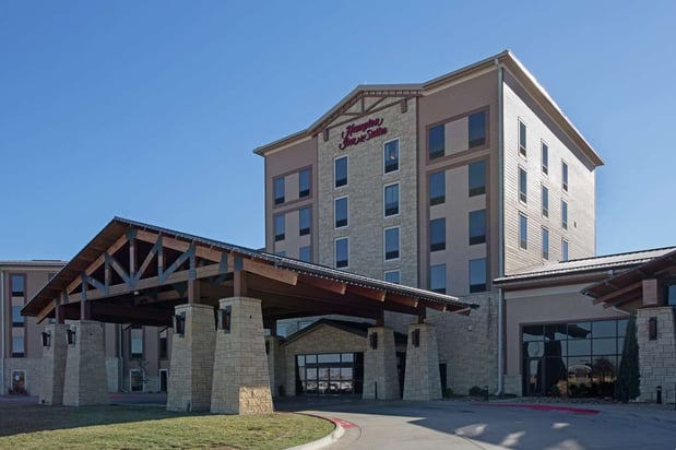 Images Hampton Inn & Suites I-35/Mulvane