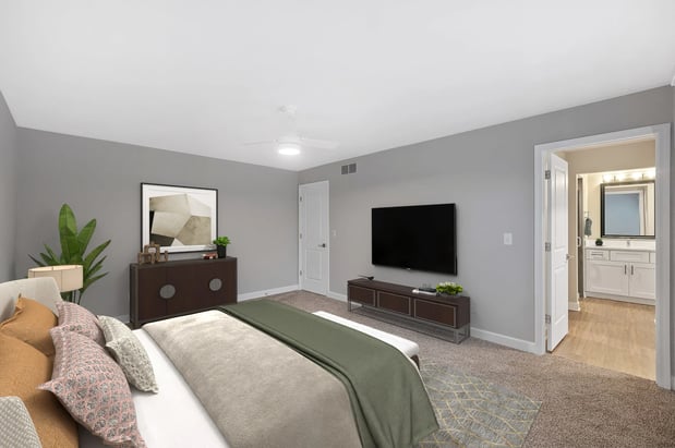 Images Indian Creek Apartments & Townhomes