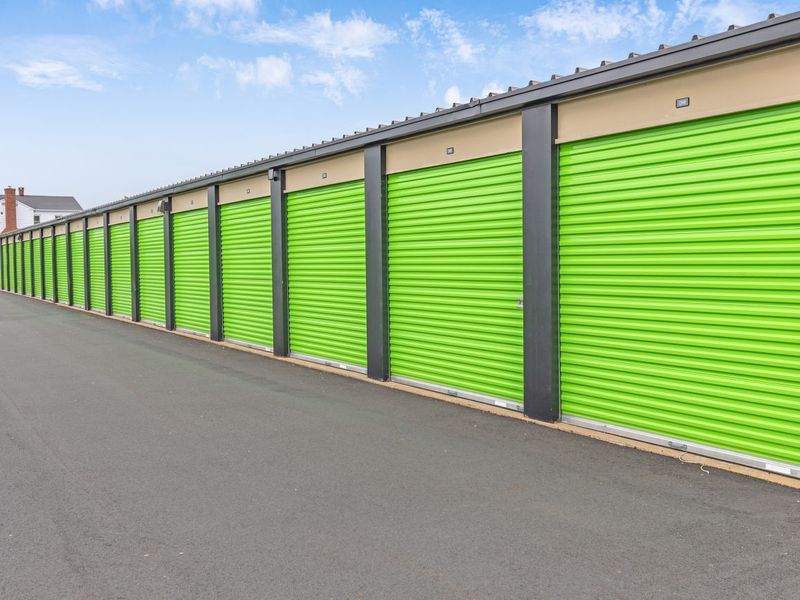 3043_Exterior Units