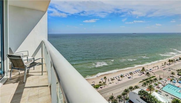 Images Beach House Fort Lauderdale, a Hilton Resort
