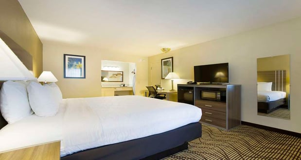 Images SureStay Plus by Best Western Sacramento North