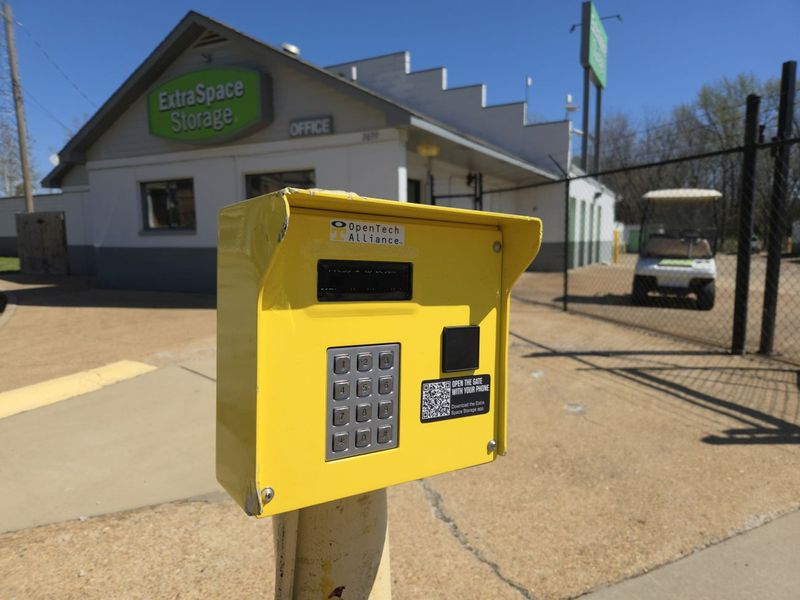 Keypad - Extra Space Storage at 2699 Union Ave Extd, Memphis, TN 38112