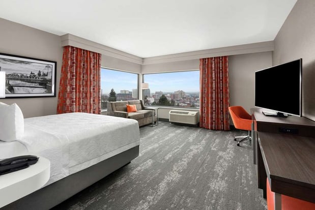Images Hampton Inn & Suites Spokane Downtown-South