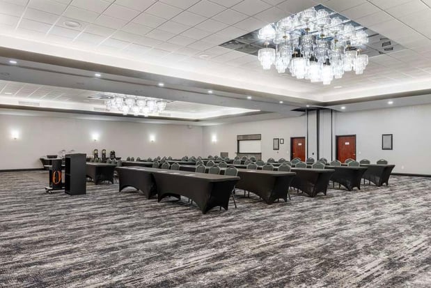 Images Best Western Plus Eau Claire Conference Center