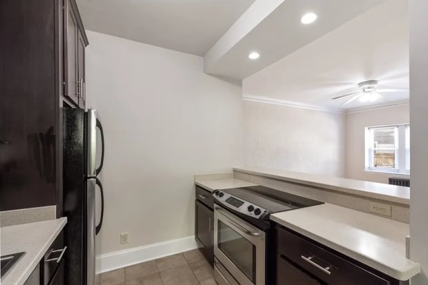 Images Cambridge Manor Apartments