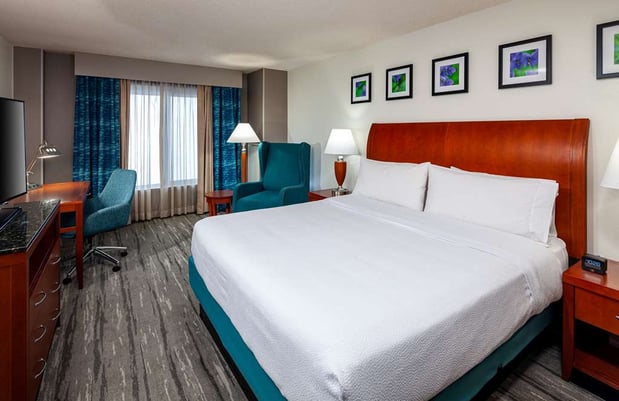 Images Hilton Garden Inn Chicago OHare Airport