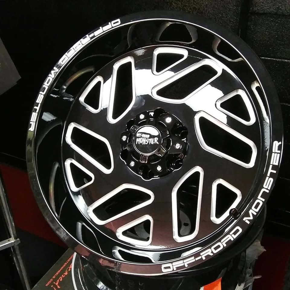 Rent-A-Wheel Custom Wheels & Tires Visalia, CA Photo