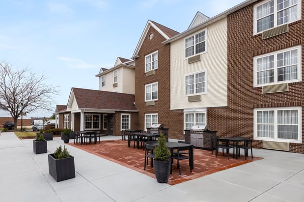 Images Candlewood Suites St. Louis - St. Charles by IHG