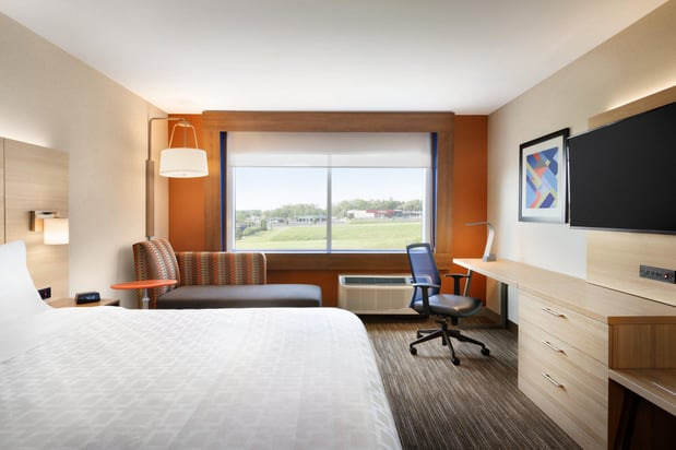 Images Holiday Inn Express Calhoun South by IHG